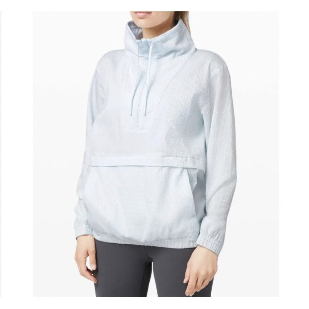 Lululemon Pack Light Jacket Womens 8 Blue Textured Windbreaker Lightweight